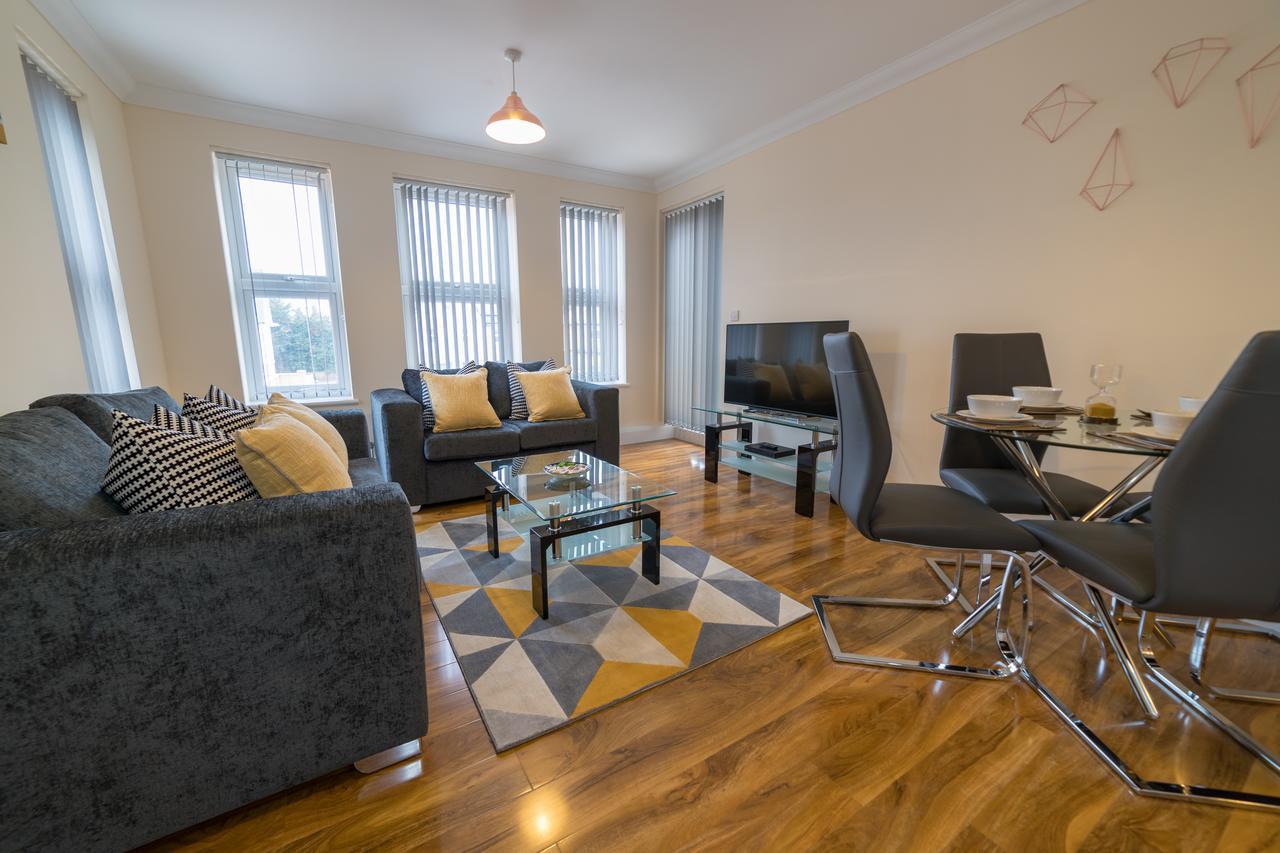 London Heathrow Serviced Apartments Άσφορντ Εξωτερικό φωτογραφία