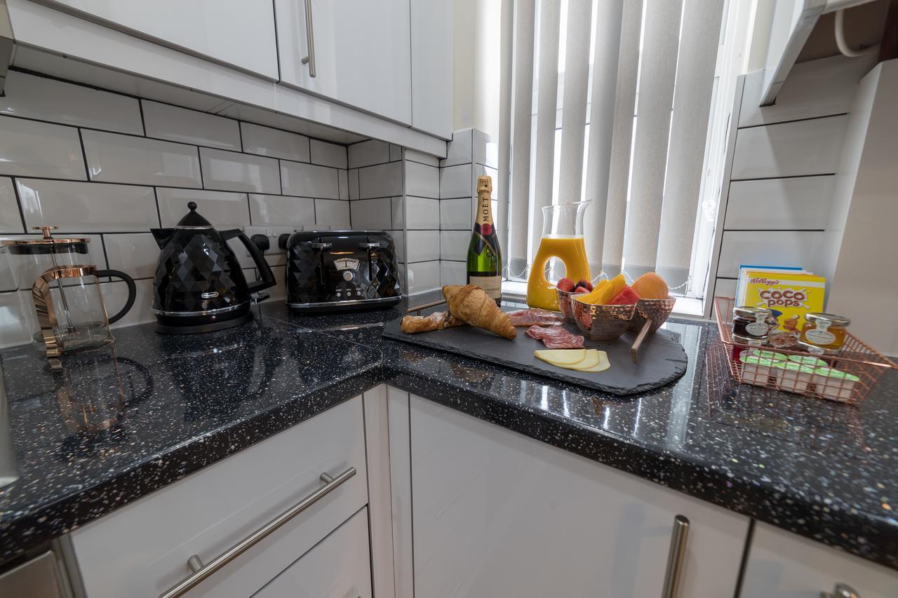 London Heathrow Serviced Apartments Άσφορντ Εξωτερικό φωτογραφία
